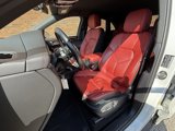 Certified 2021 Porsche Macan image 5