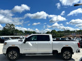 Used 2022 GMC Sierra 2500 AT4 w/ AT4 Preferred Package image 4