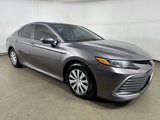 Used 2023 Toyota Camry LE image 3