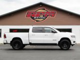 Used 2019 RAM 1500 4x4 Crew Cab image 3