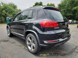 Used 2017 Volkswagen Tiguan Sport image 4