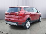 Used 2019 Ford Escape SE image 3