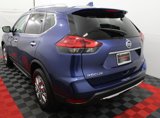 Used 2017 Nissan Rogue SV image 4