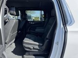 Used 2022 GMC Yukon XL SLT w/ SLT Premium Package image 6