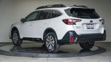 Certified 2022 Subaru Outback Premium image 2