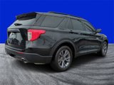 Certified 2021 Ford Explorer XLT w/ Equipment Group 202A image 3