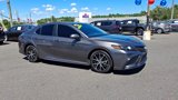 Used 2021 Toyota Camry SE image 2