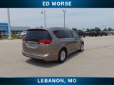 Used 2018 Chrysler Pacifica Touring-L w/ Advanced Safetytec Group image 6