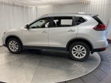 Used 2018 Nissan Rogue SV image 3