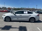 Used 2020 Ford Fusion SE image 4