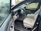 Used 2018 Toyota Highlander LE image 4