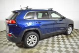 Used 2018 Jeep Cherokee Latitude Plus w/ Cold Weather Group image 5