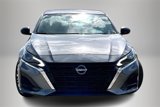Used 2024 Nissan Altima 2.5 SV image 2
