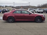 Used 2019 Chrysler 300 Touring w/ Sport Appearance Package image 6