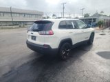 Used 2019 Jeep Cherokee Latitude Plus image 5
