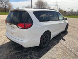Used 2019 Chrysler Pacifica Touring-L Plus w/ Advanced Safetytec Group image 5