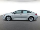 Used 2022 Toyota Corolla LE image 6