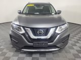 Used 2019 Nissan Rogue SV image 2
