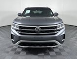 Used 2021 Volkswagen Atlas Cross Sport SE image 3