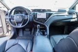 Used 2018 Toyota Camry SE image 3