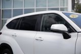 Used 2023 Toyota Highlander L image 5