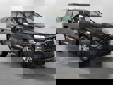 Used 2019 Hyundai Santa Fe SEL image 2
