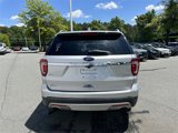 Used 2016 Ford Explorer XLT w/ Equipment Group 202A image 4