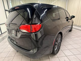 Used 2018 Chrysler Pacifica Touring Plus w/ S Appearance Package image 5