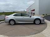 Used 2019 Toyota Camry LE image 2