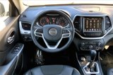Used 2018 Jeep Cherokee Latitude Plus w/ Comfort/Convenience Group image 5