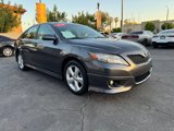 Used 2010 Toyota Camry LE image 3