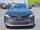 Used 2018 Toyota Camry XLE image 2