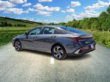 Used 2025 Hyundai Elantra Sport image 3