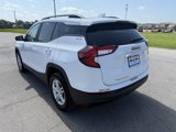 Used 2022 GMC Terrain SLE w/ Driver Convenience Package image 5