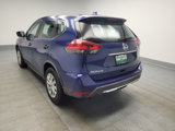 Used 2017 Nissan Rogue S image 5