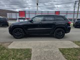 Used 2017 Jeep Grand Cherokee Altitude image 6