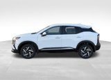 New 2025 Nissan Kicks SV image 2
