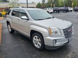 Used 2017 GMC Terrain SLT image 4