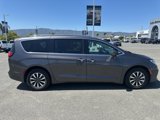 Used 2021 Chrysler Pacifica Touring-L image 5