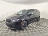 New 2025 Chrysler Pacifica Premium image 6
