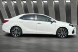Used 2019 Toyota Corolla SE image 3