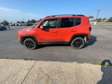 Used 2017 Jeep Renegade Altitude image 2