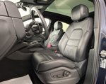 Used 2024 Porsche Cayenne Coupe image 5