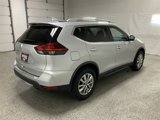 Used 2018 Nissan Rogue SV image 4