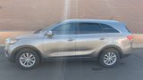Used 2017 Kia Sorento LX image 6