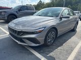 Used 2024 Hyundai Elantra SEL image 2