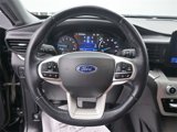Used 2021 Ford Explorer XLT image 2