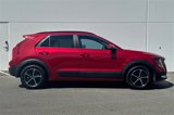 Used 2023 Kia Niro EX image 3
