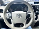 Used 2014 Toyota Sienna LE image 5