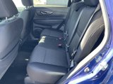 Used 2018 Nissan Rogue SV w/ Premium Package image 6